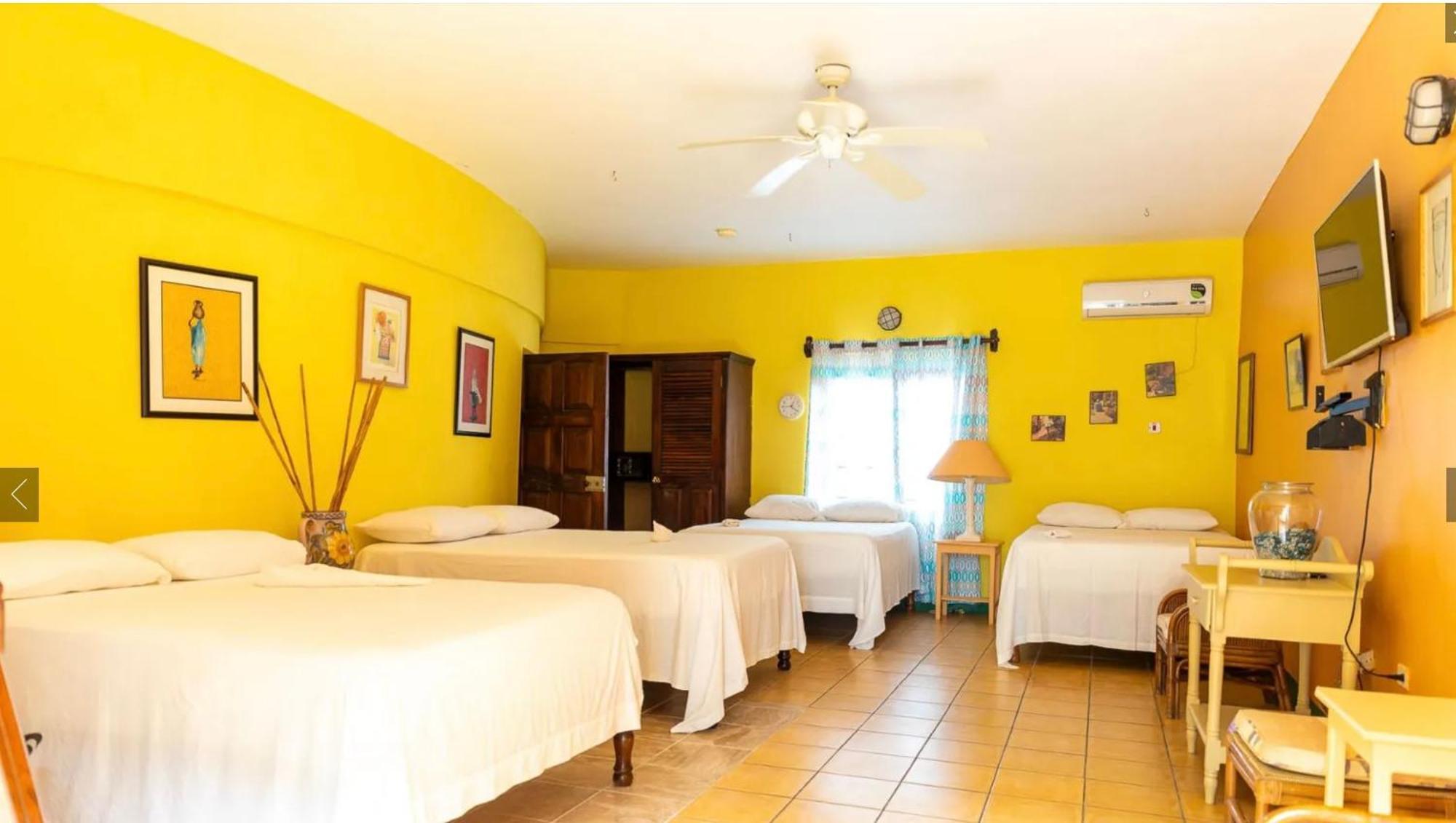 Indigo Beach Resort Black River Exterior photo