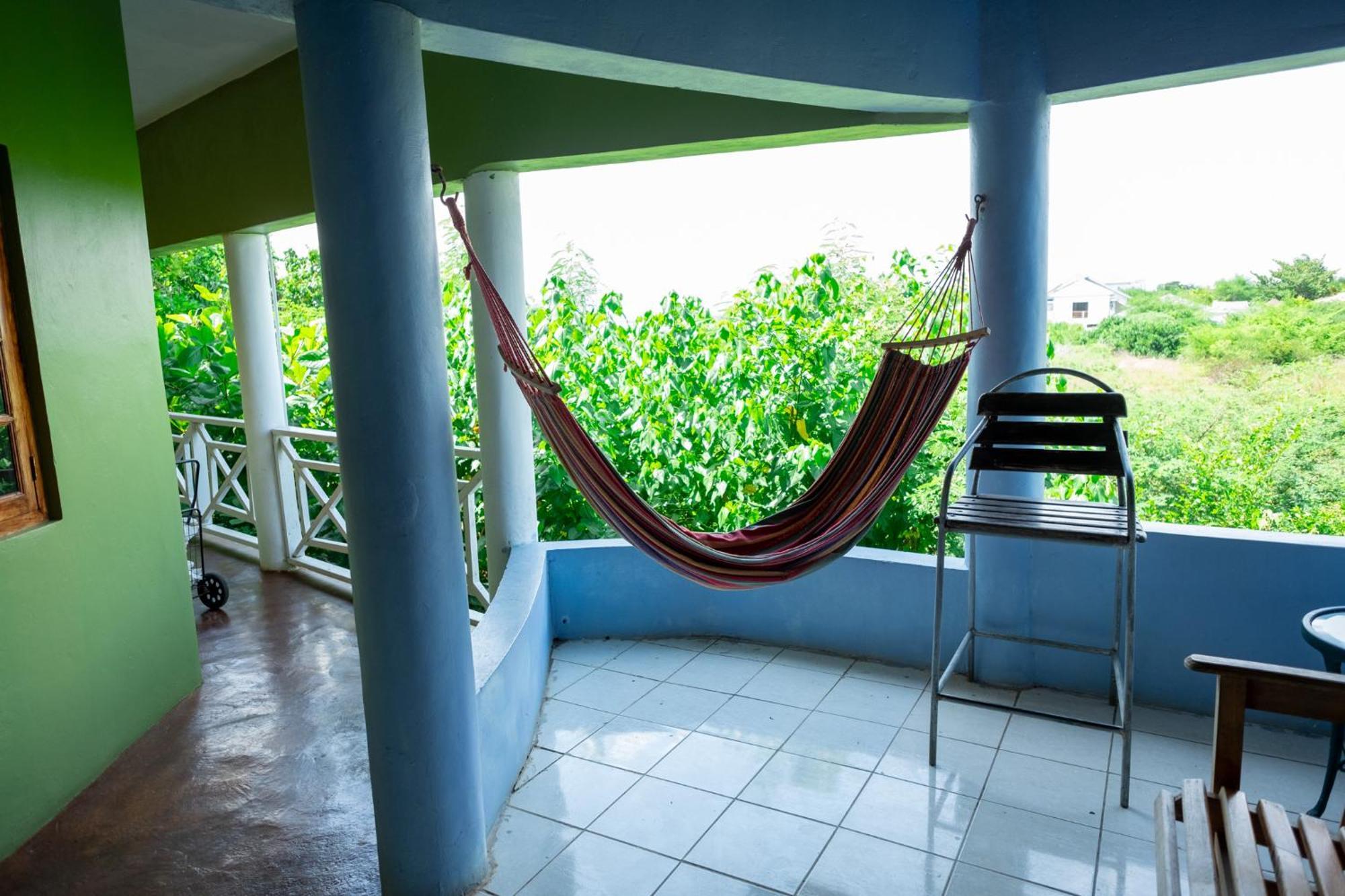 Indigo Beach Resort Black River Exterior photo